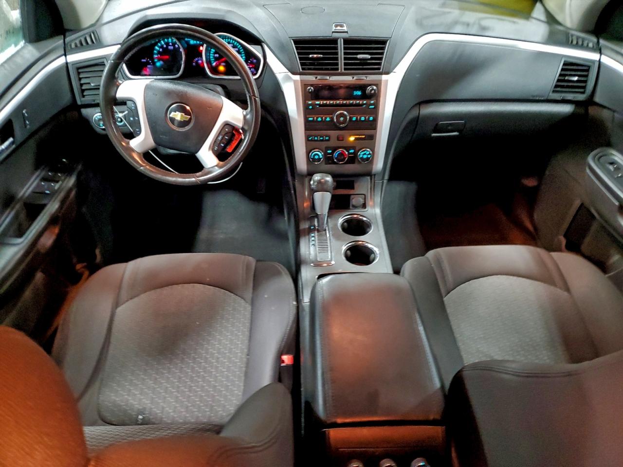 CHEVROLET TRAVERSE LT