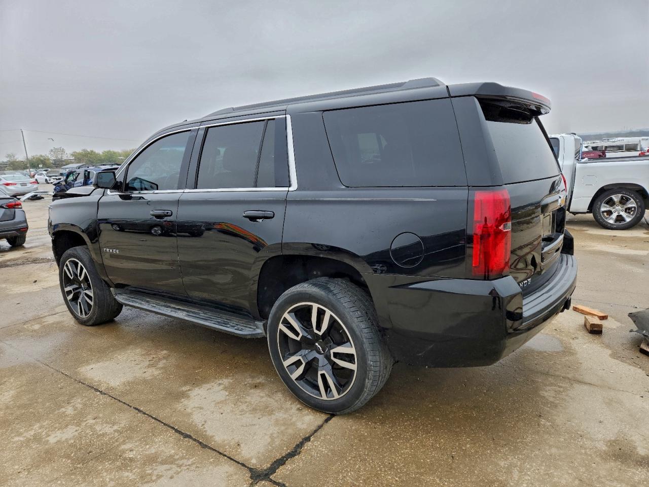 CHEVROLET TAHOE K1500 LT