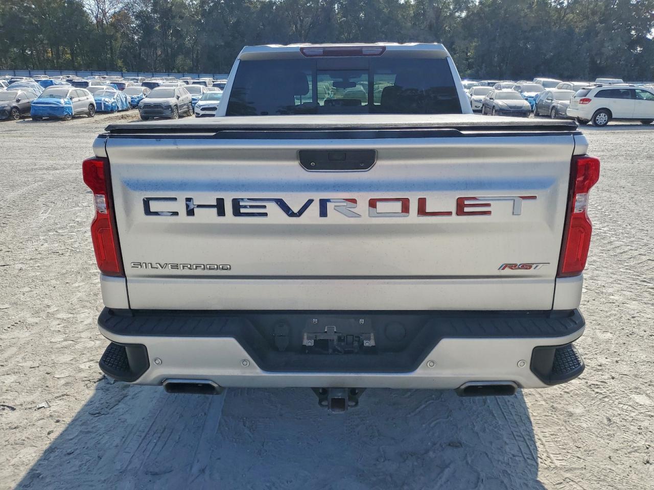 CHEVROLET SILVERADO K1500 RST
