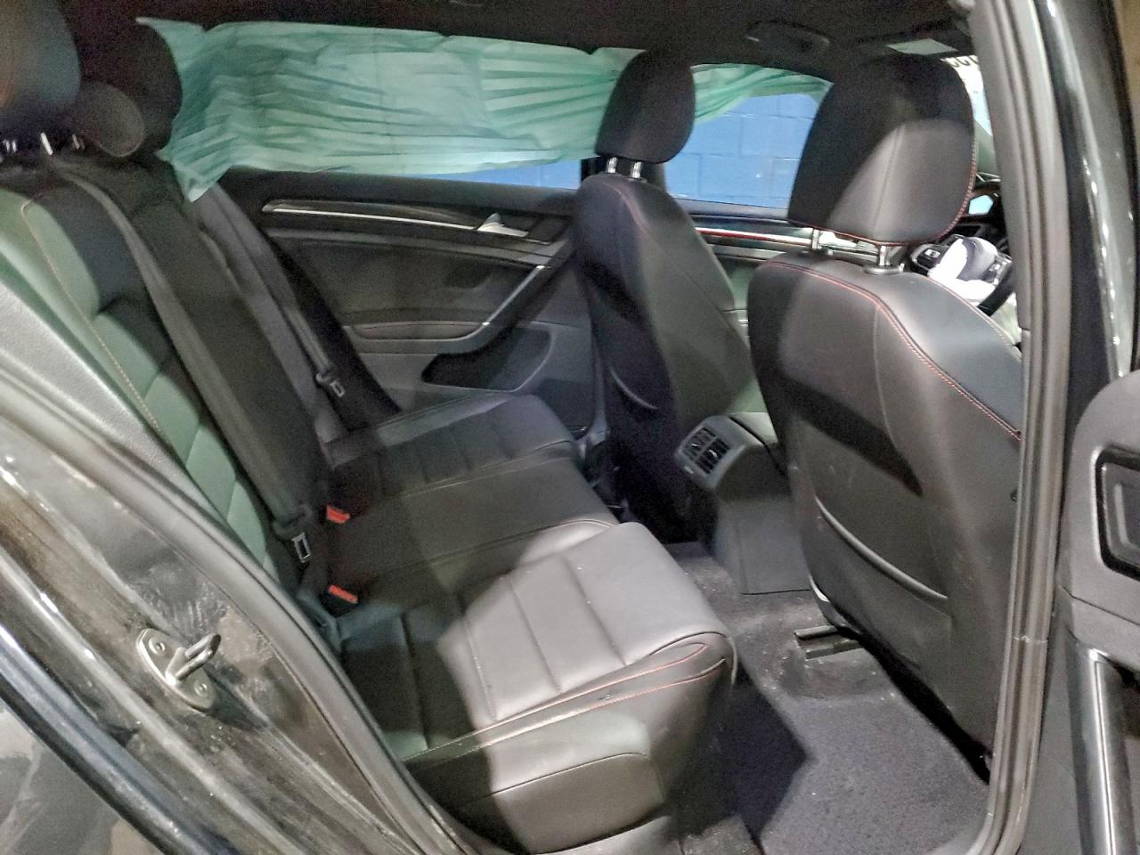 VOLKSWAGEN GOLF GTI S/SE