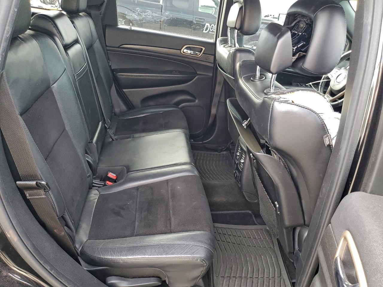 JEEP GRAND CHEROKEE LAREDO