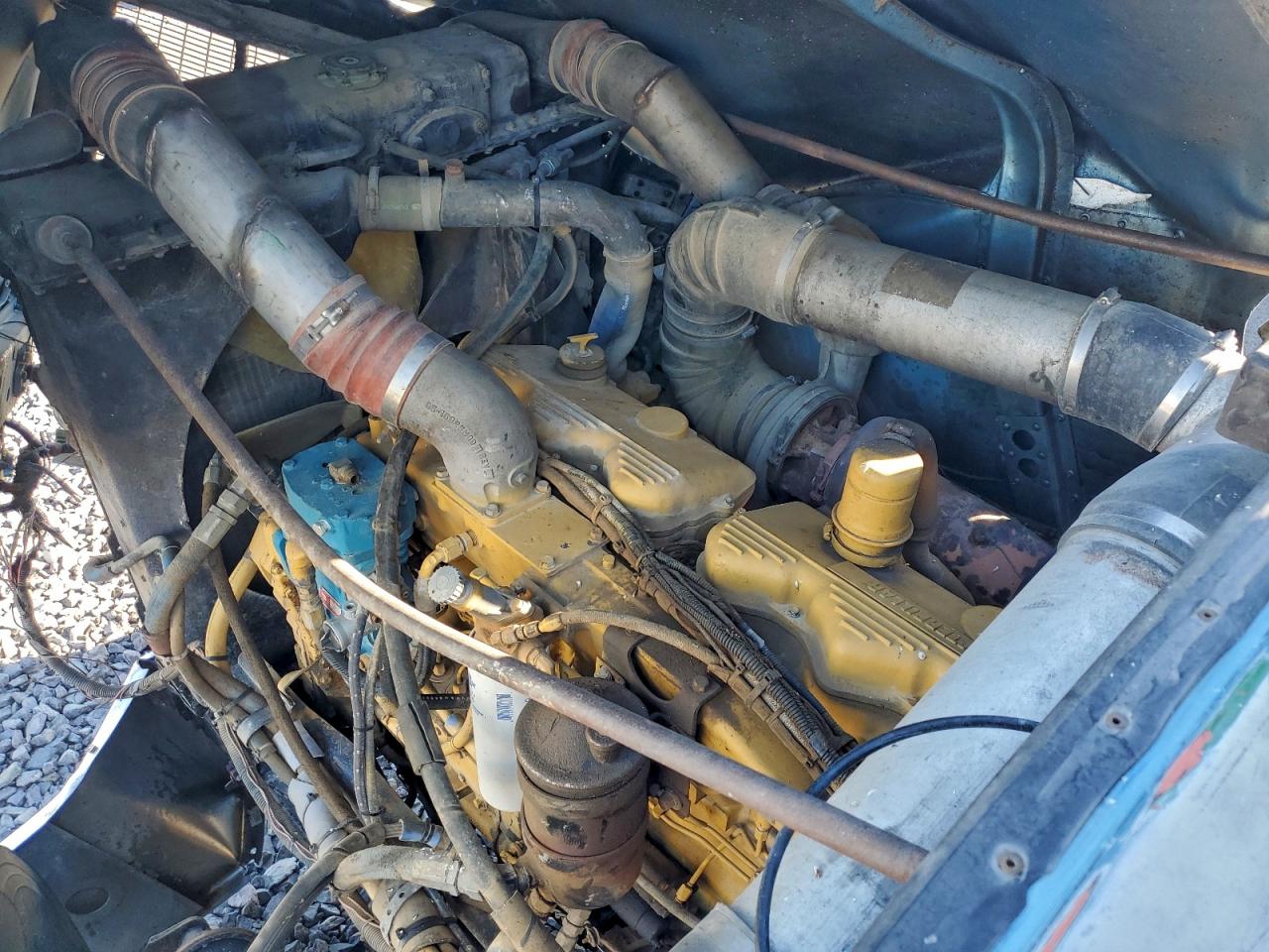 Lot #3312813095 1984 PETERBILT 382