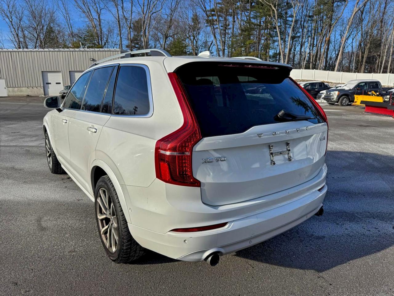 VOLVO XC90 T5
