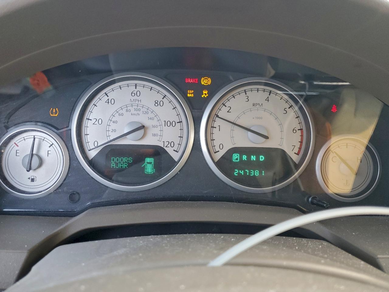 Lot #3309412995 2010 CHRYSLER TOWN & COU