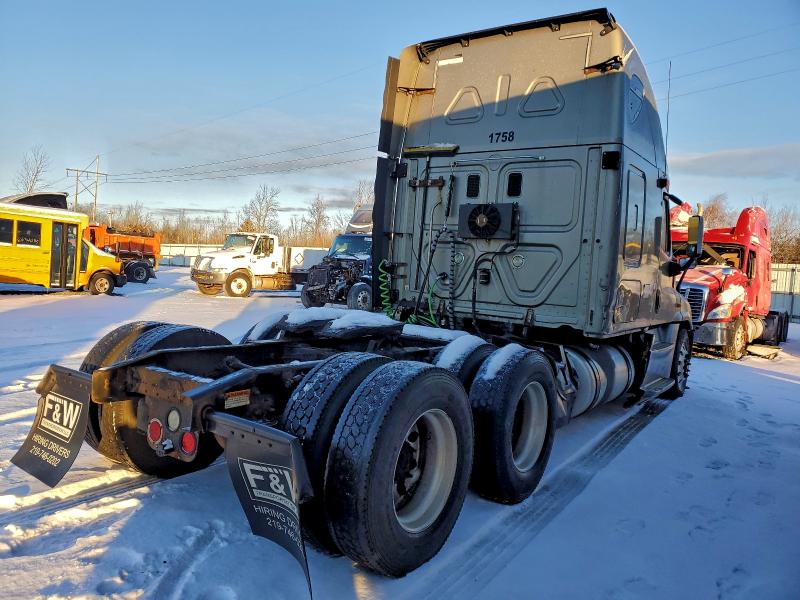 2013 FREIGHTLINER CASCADIA 1 #3317711089