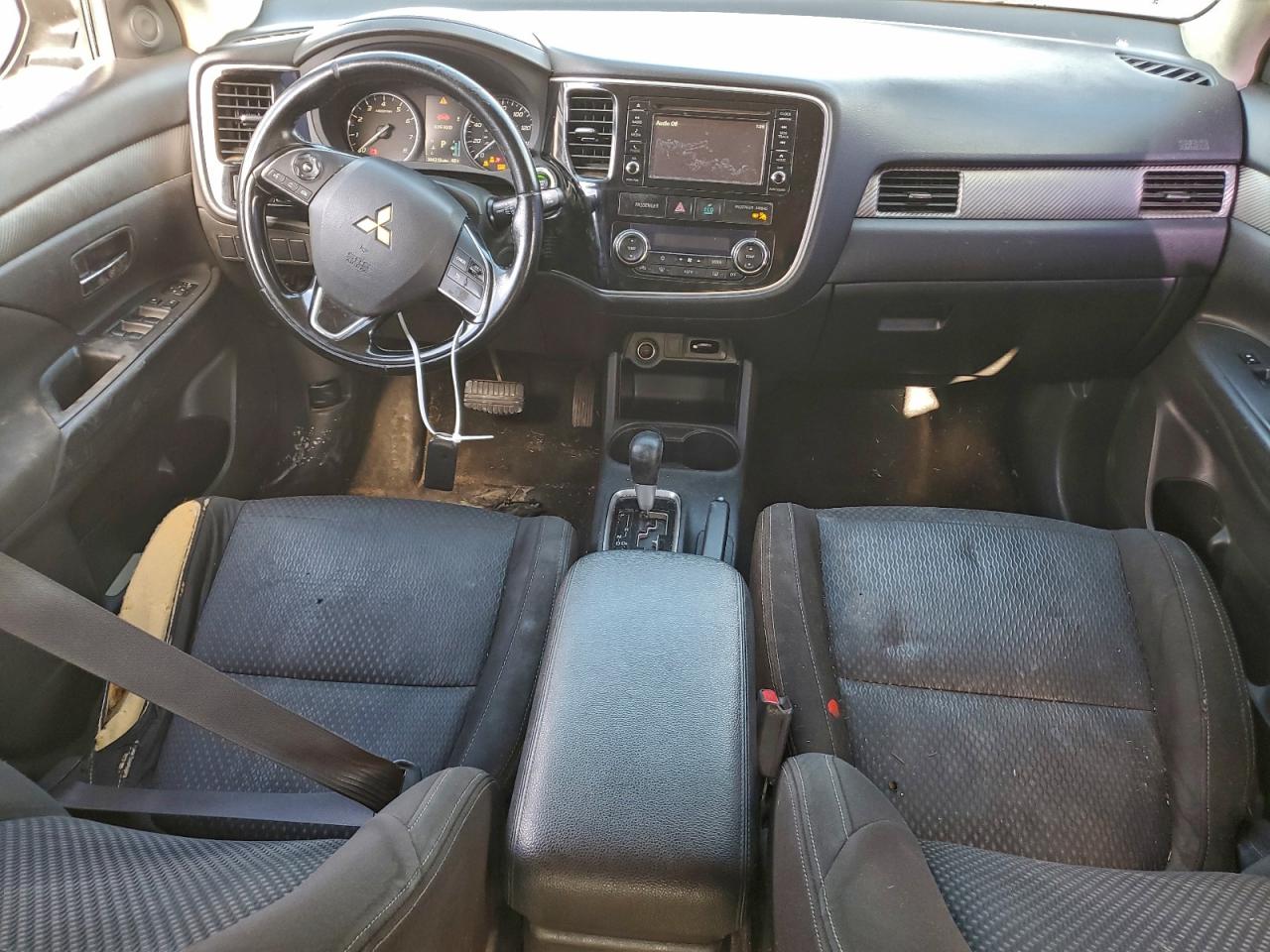 Lot #3311575753 2016 MITSUBISHI OUTLANDER