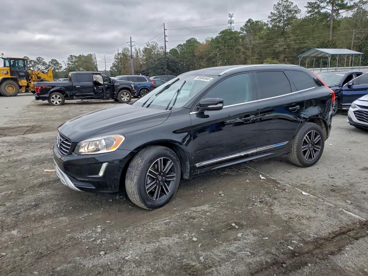 VOLVO XC60 T5 DYNAMIC