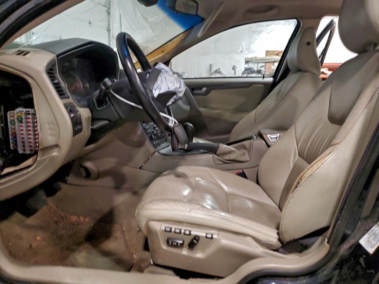 Lot #3303705038 2006 VOLVO S60 2.5T