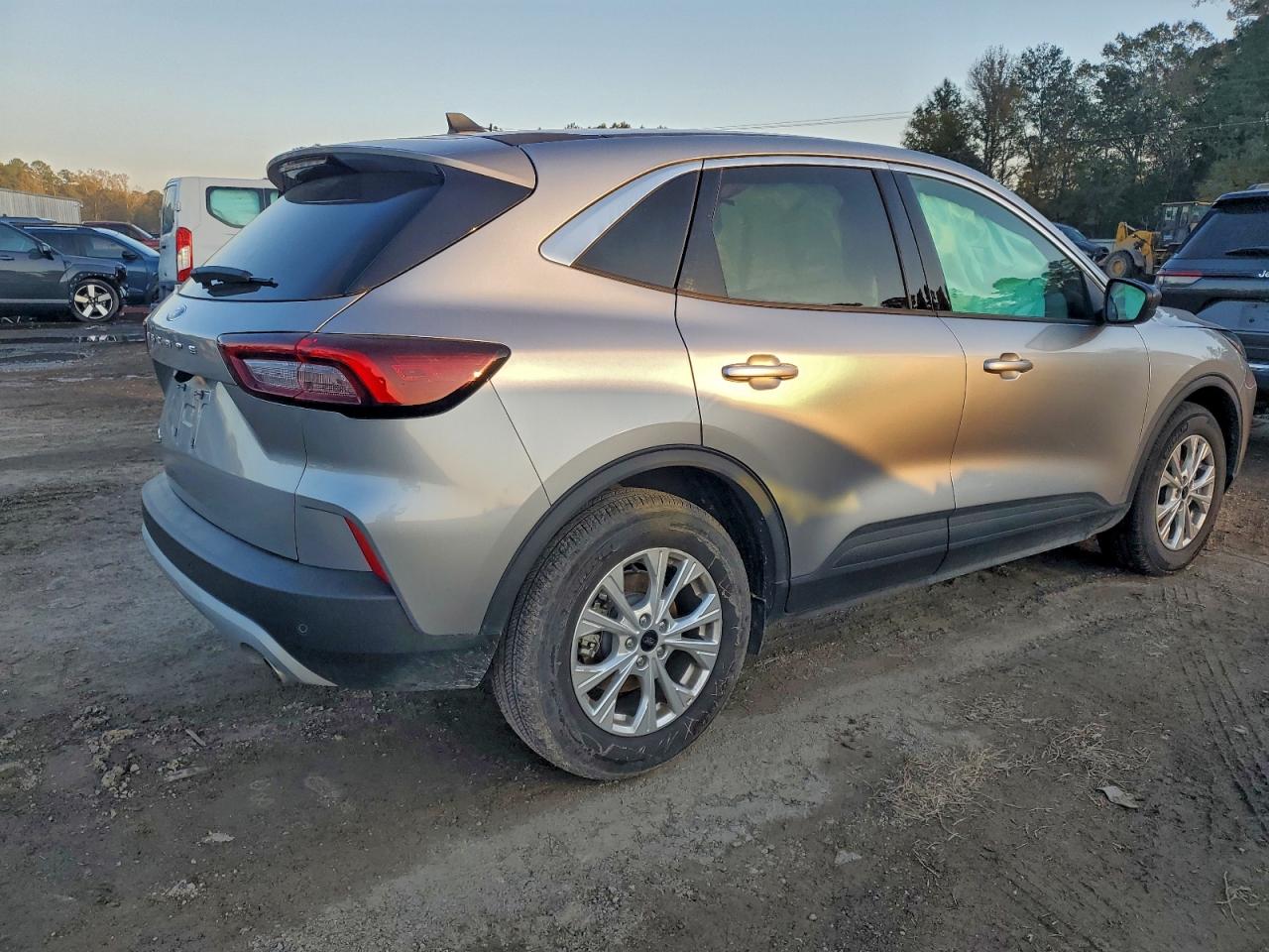 FORD ESCAPE ACTIVE