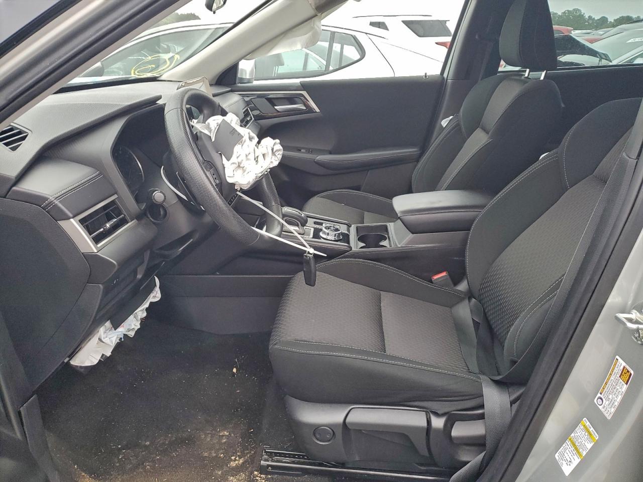 MITSUBISHI OUTLANDER ES