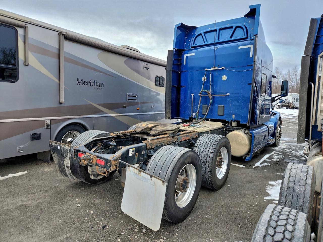 Lot #3308320155 2019 PNTW 579