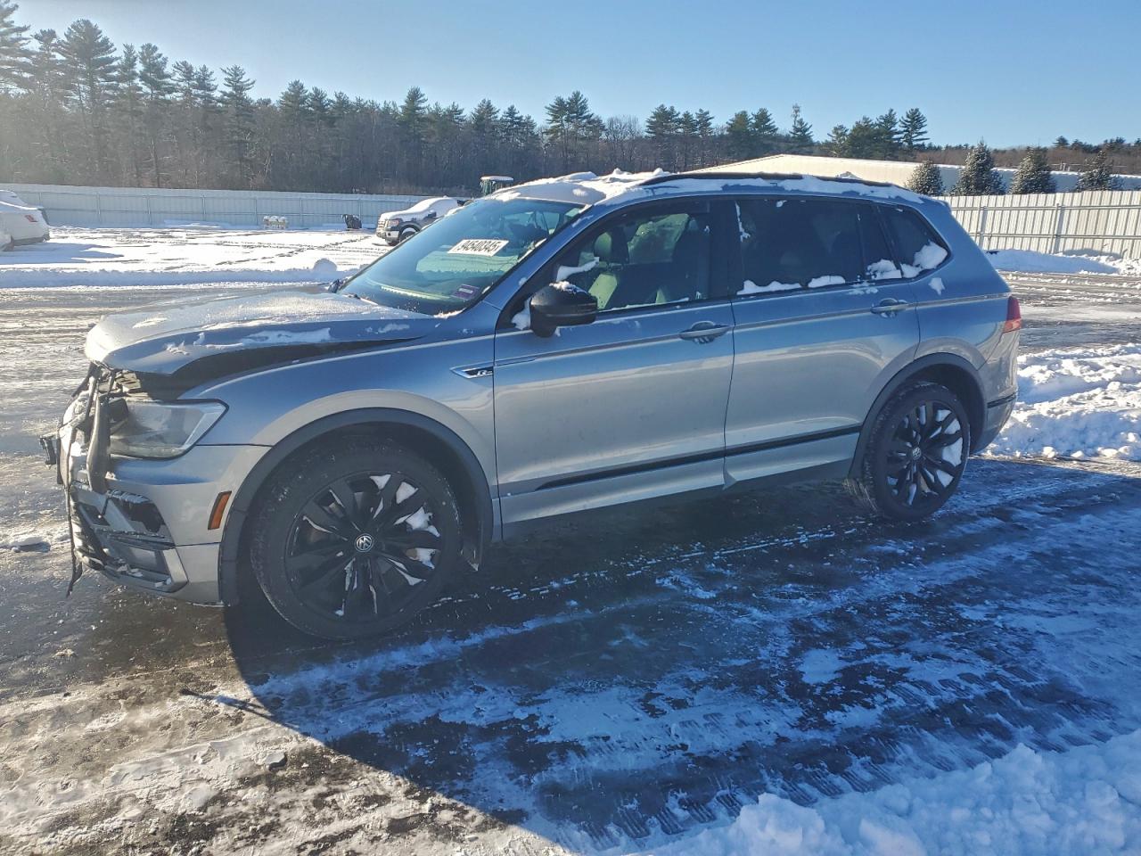 VOLKSWAGEN TIGUAN SE