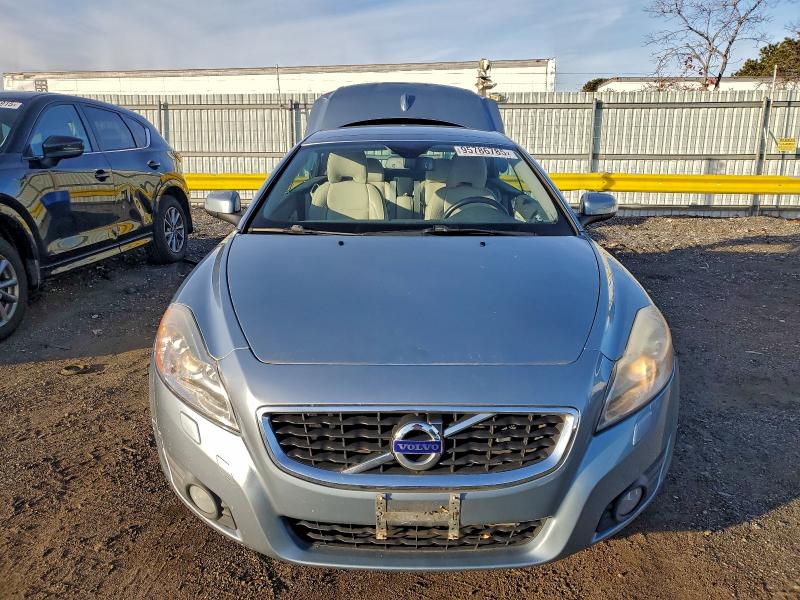 2011 VOLVO C70 T5 #3317866936