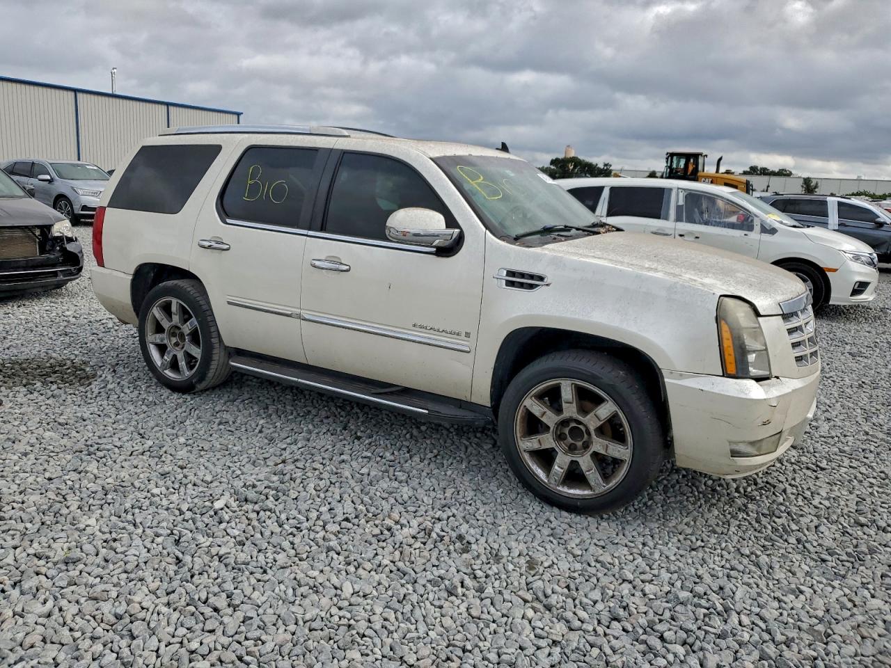 Lot #3302730016 2007 CADILLAC ESCALADE