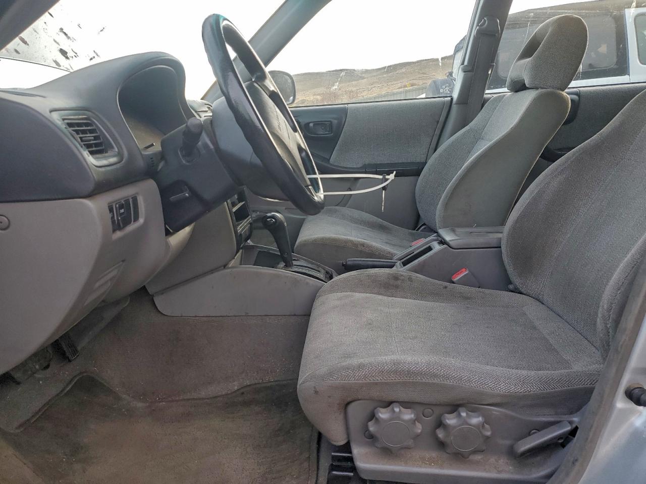 Lot #3317104989 2002 SUBARU FORESTER L