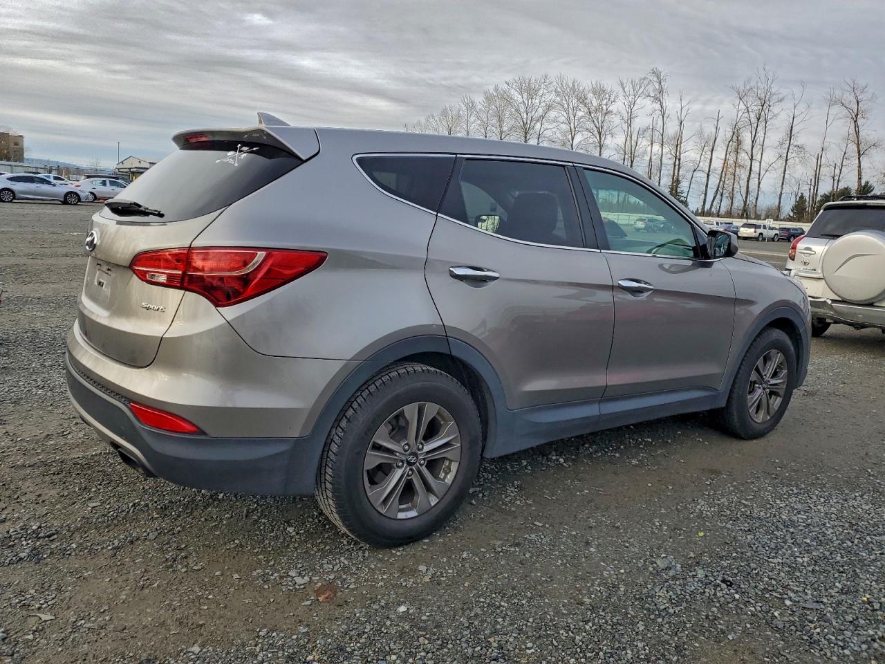 Lot #3302964634 2016 HYUNDAI SANTA FE S