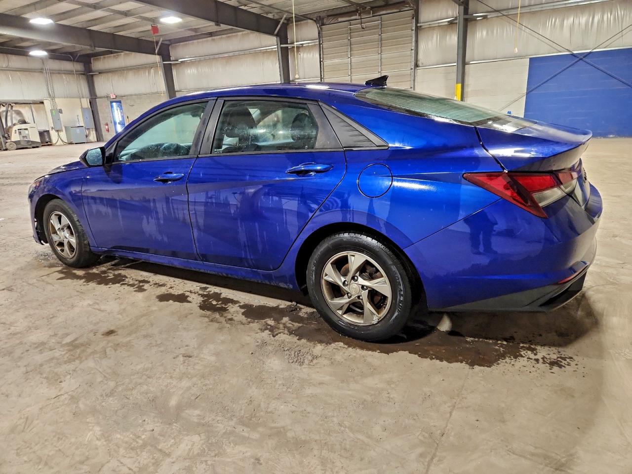 HYUNDAI ELANTRA SE