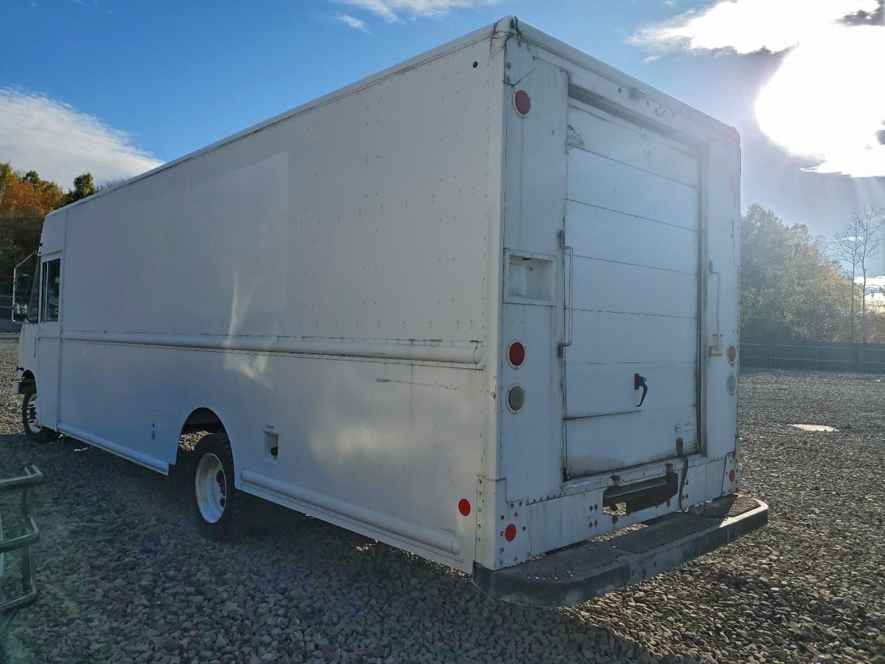 Lot #3305383311 2013 FORD F59