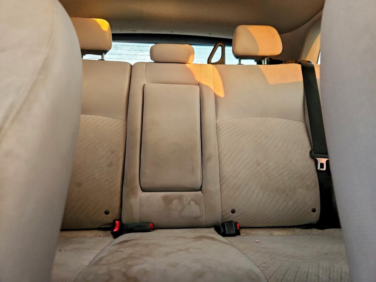 MITSUBISHI OUTLANDER SE