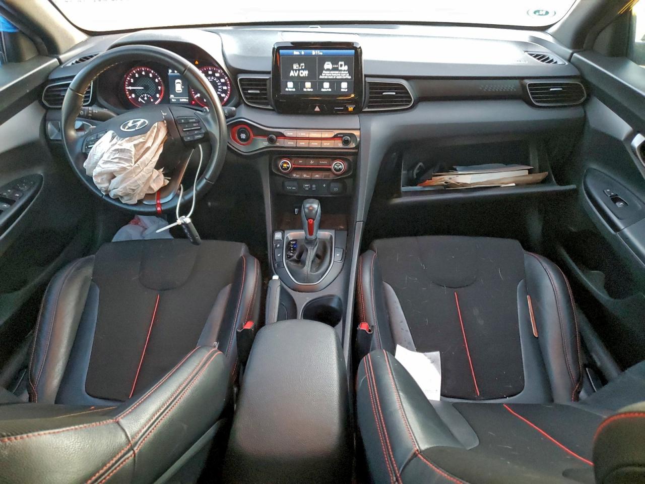 HYUNDAI VELOSTER BASE