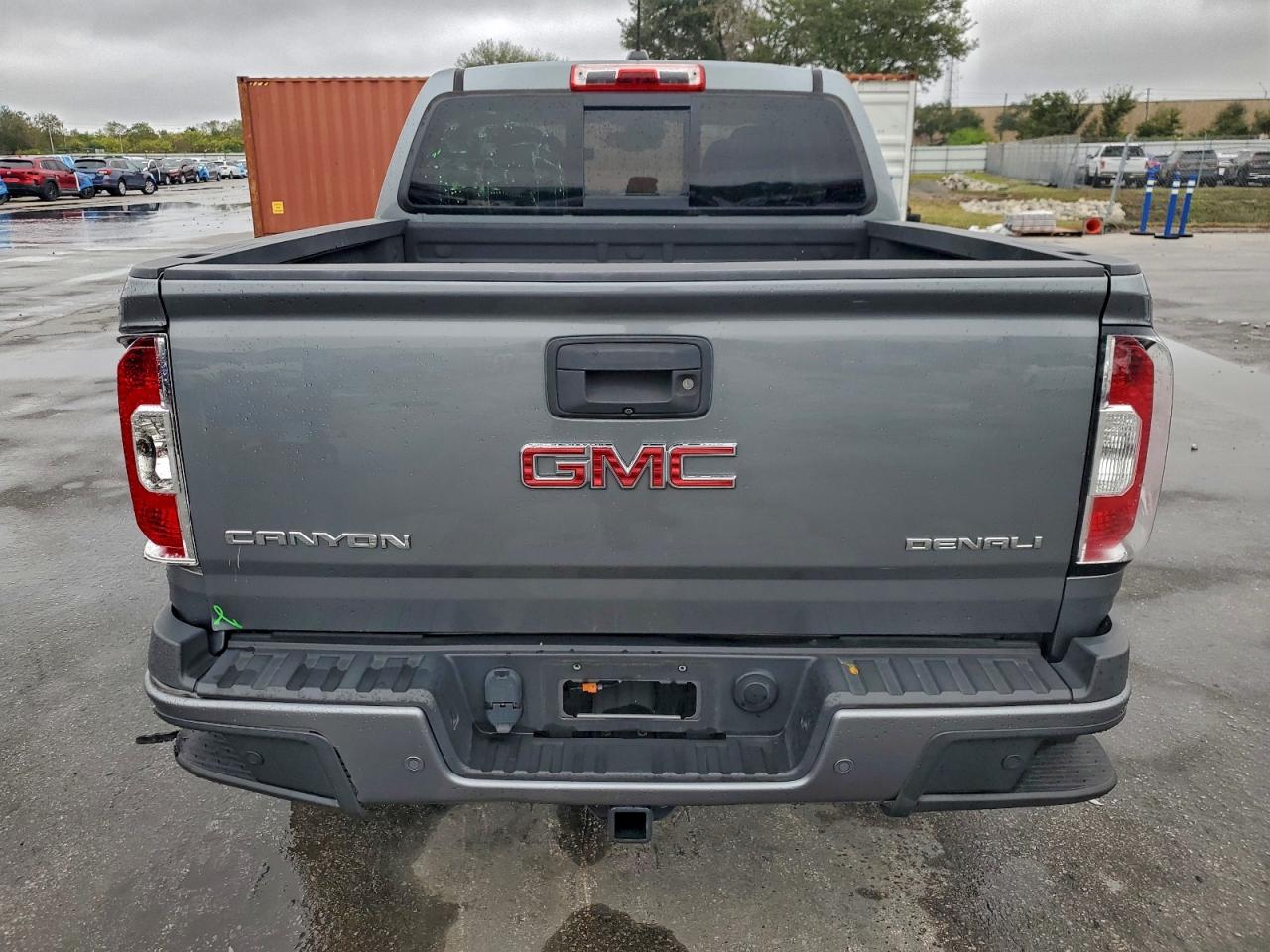 GMC CANYON DENALI