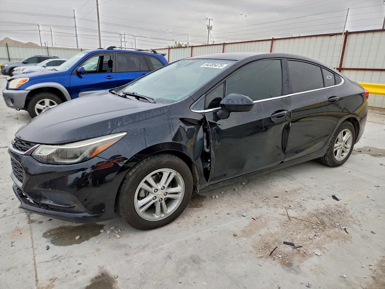 Lot #3304890564 2017 CHEVROLET CRUZE LT