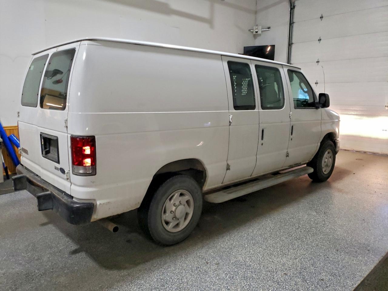 Lot #3319435661 2010 FORD ECONOLINE