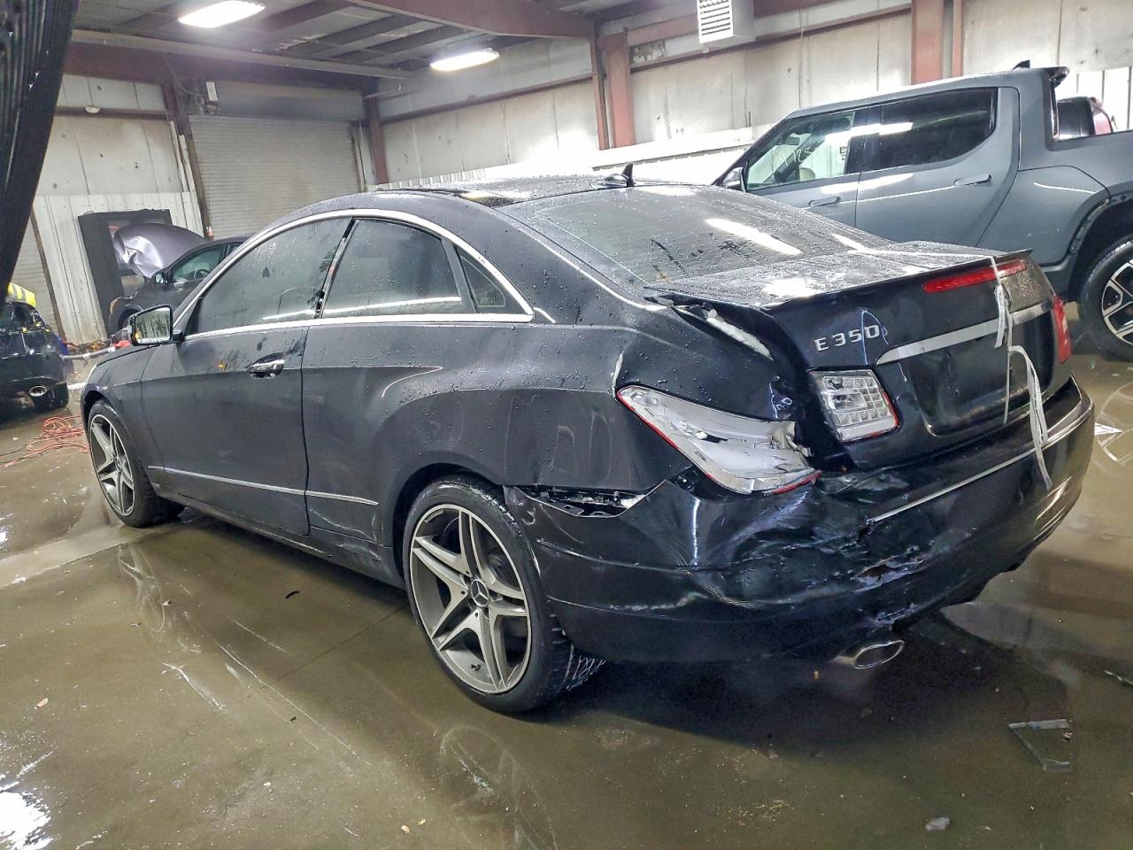 MERCEDES-BENZ E-CLASS 350