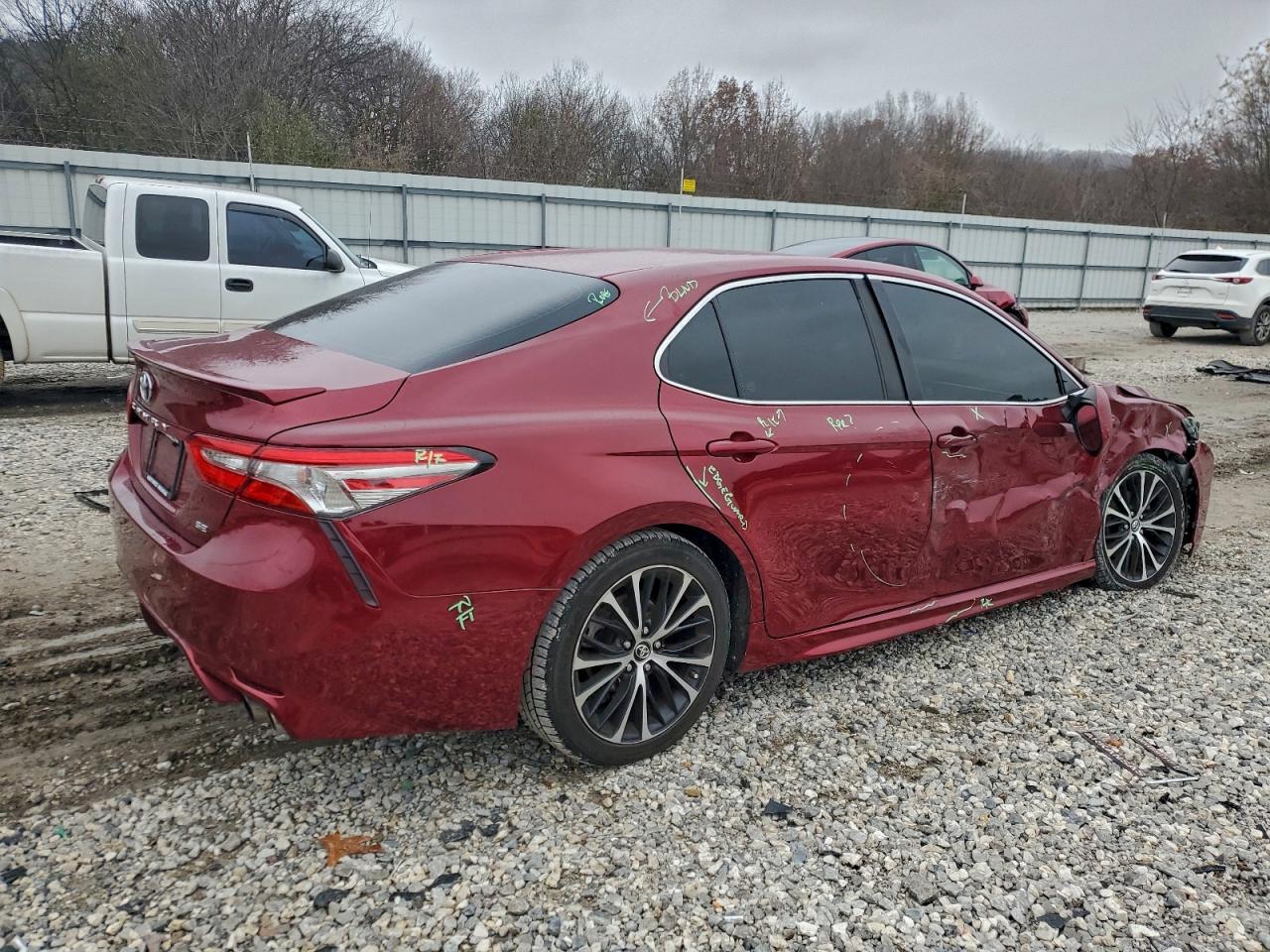 TOYOTA CAMRY L