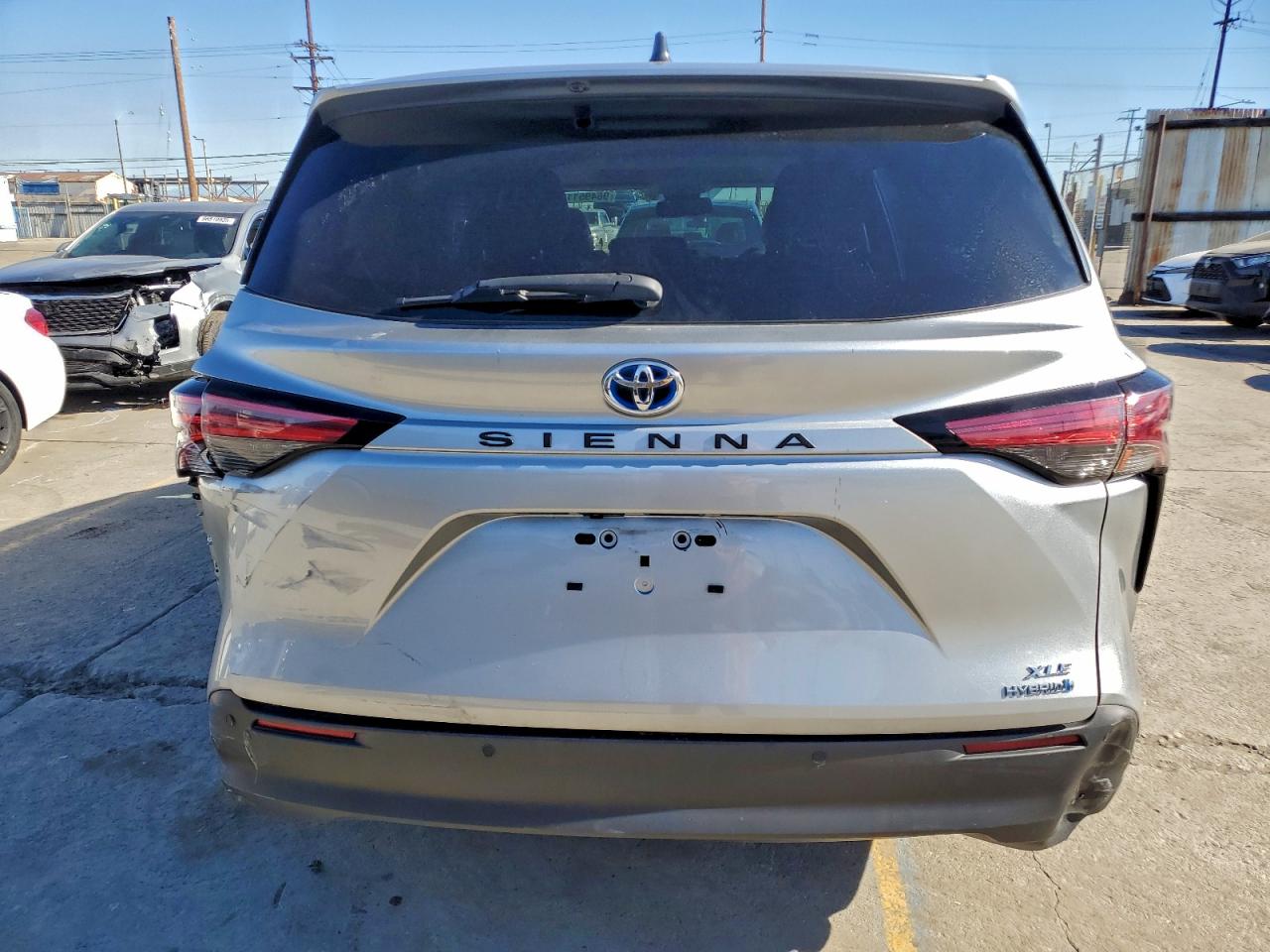 TOYOTA SIENNA XLE