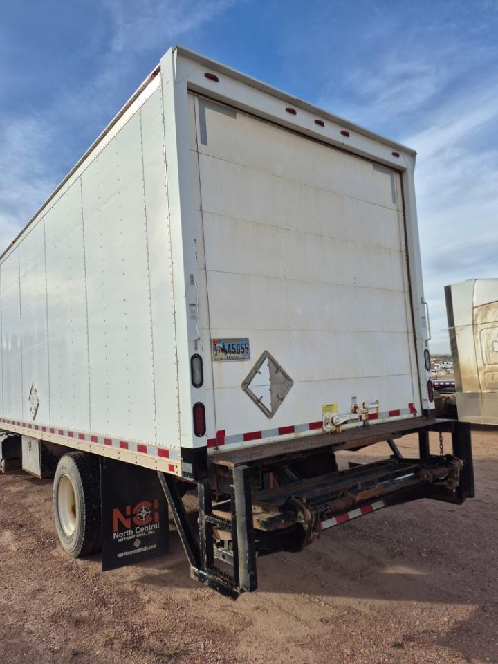 Lot #3305599103 2015 INTERNATIONAL 4000 4300