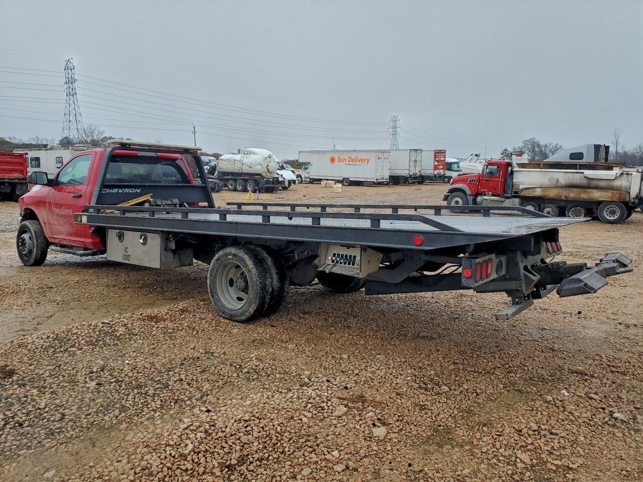 Lot #3309203626 2018 RAM 5500