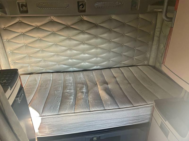 2014 FREIGHTLINER CASCADIA 1 #3305405304