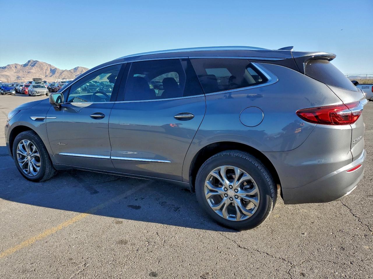BUICK ENCLAVE AVENIR