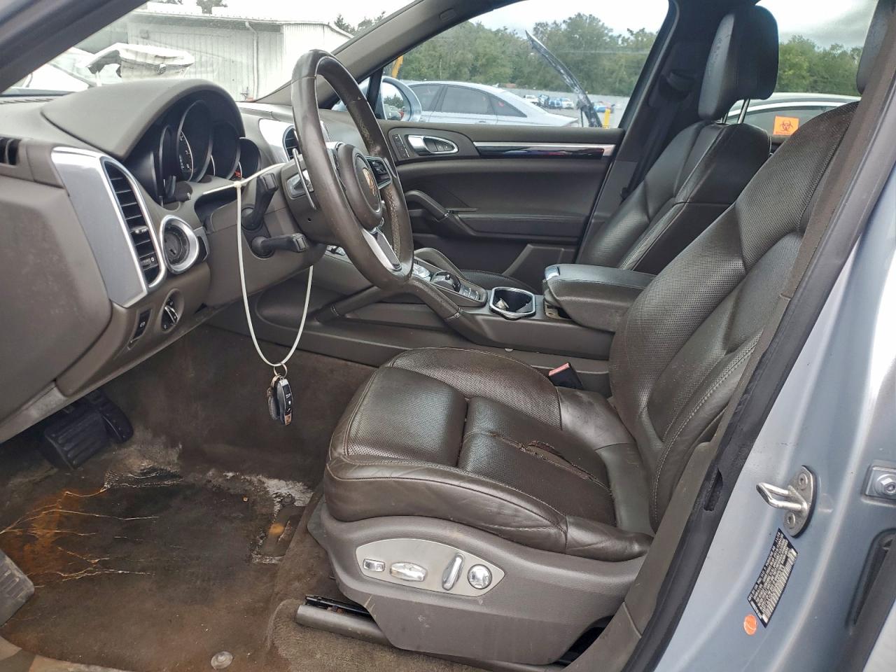 Lot #3315655784 2017 PORSCHE CAYENNE