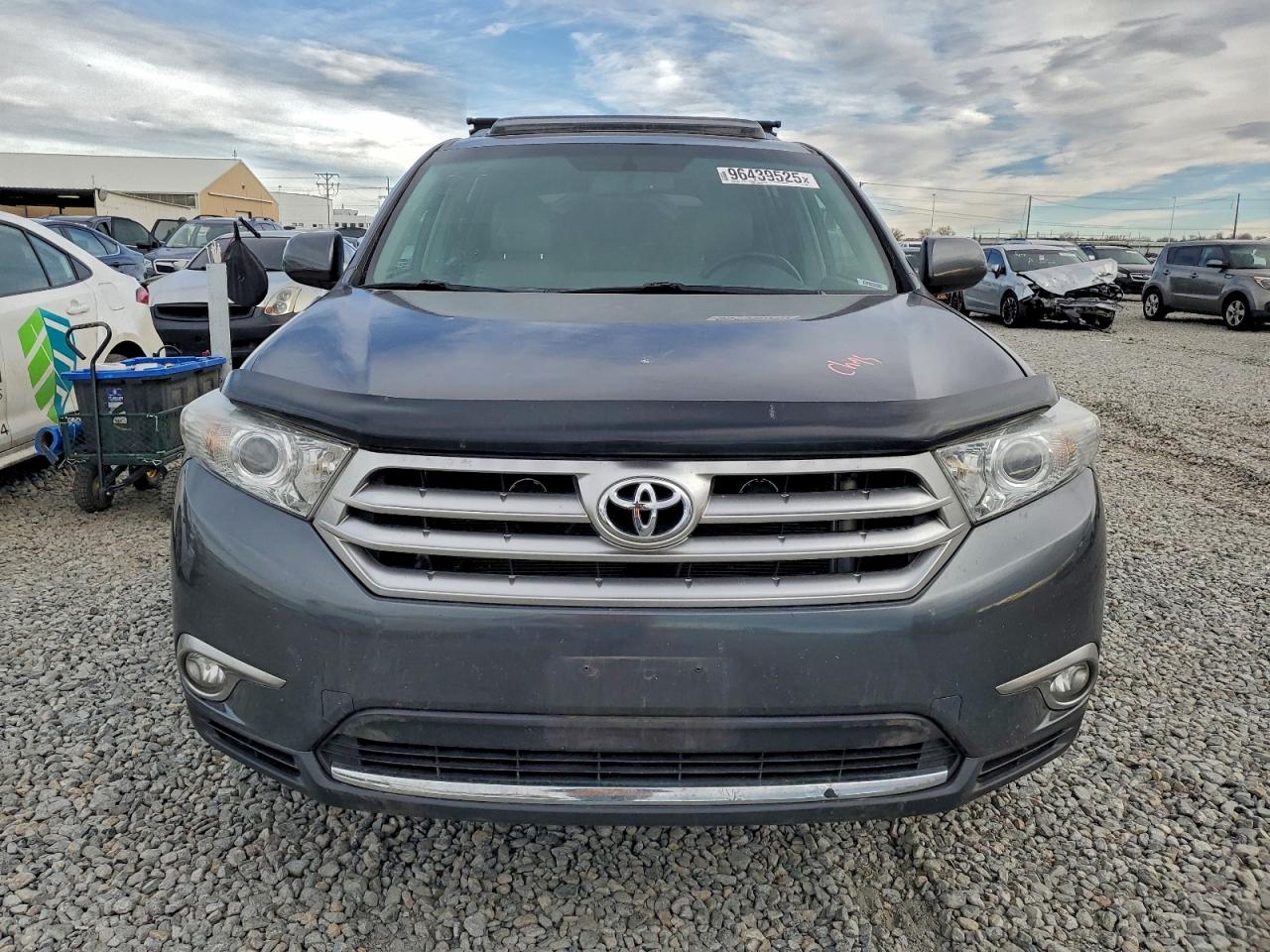 TOYOTA HIGHLANDER BASE