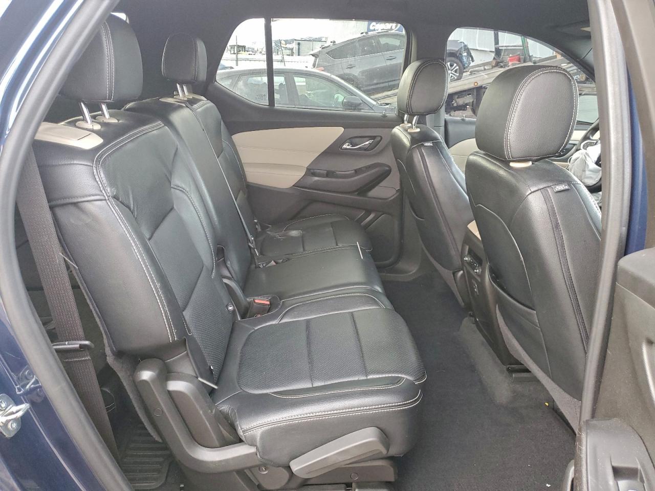 CHEVROLET TRAVERSE LS