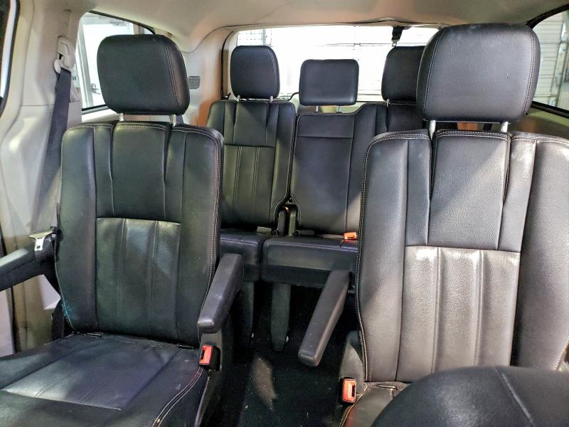 2016 CHRYSLER TOWN & COU #3319091254