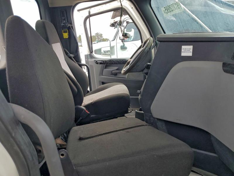 2021 FREIGHTLINER CASCADIA 1 #3308254183