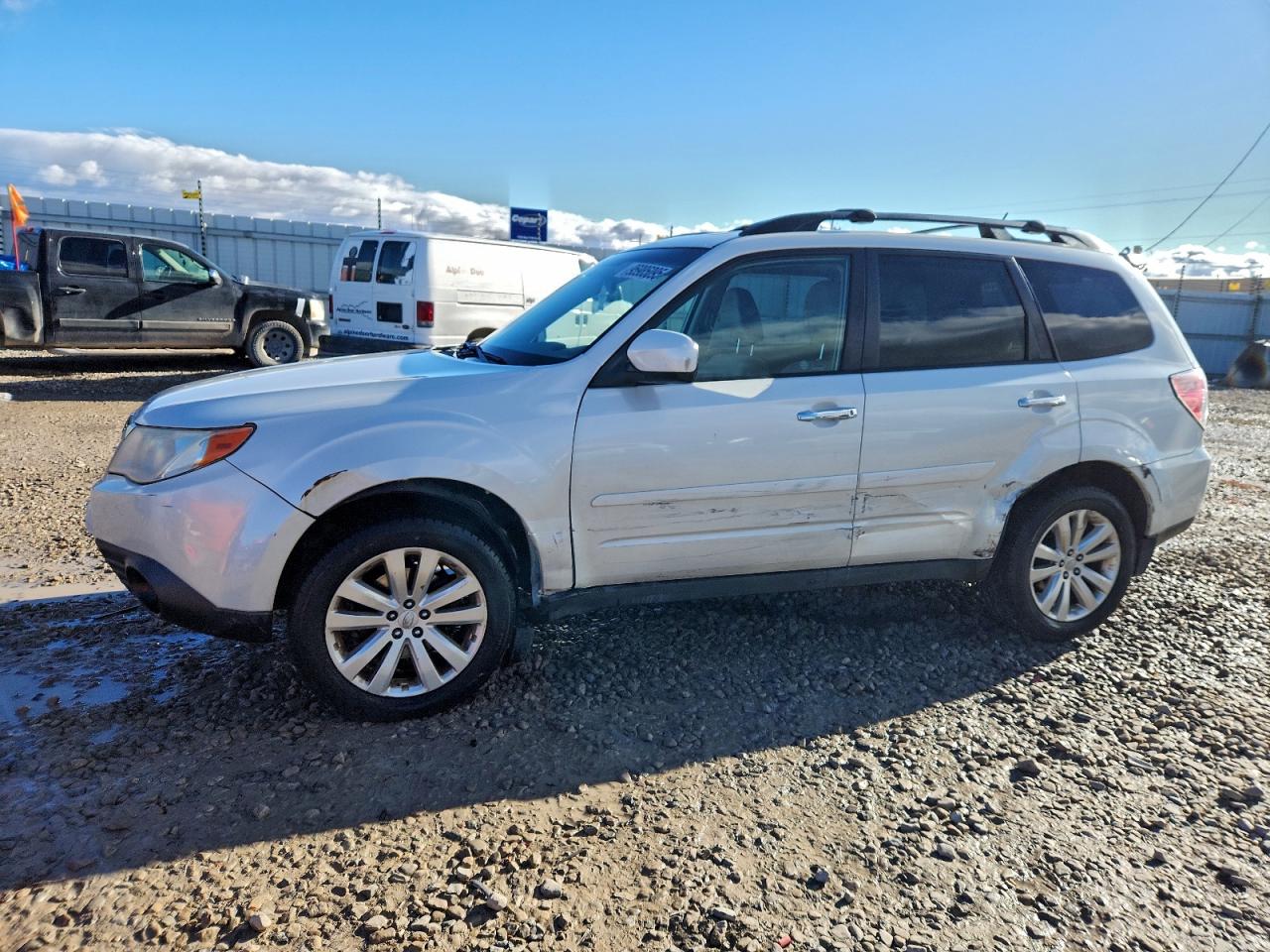 Lot #3309788362 2011 SUBARU FORESTER 2