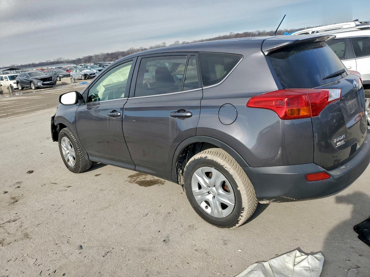 TOYOTA RAV4 LE