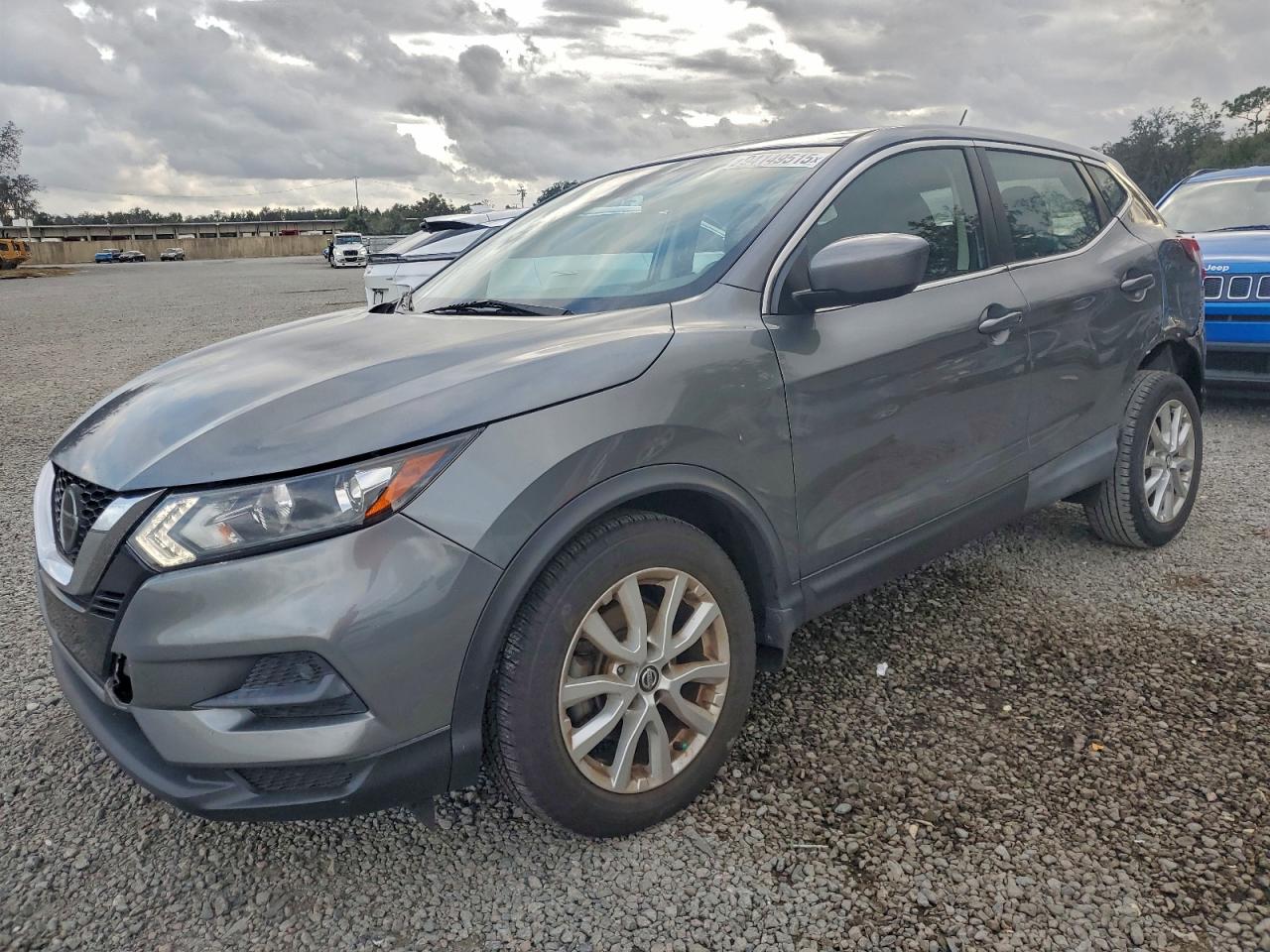NISSAN ROGUE SPORT S