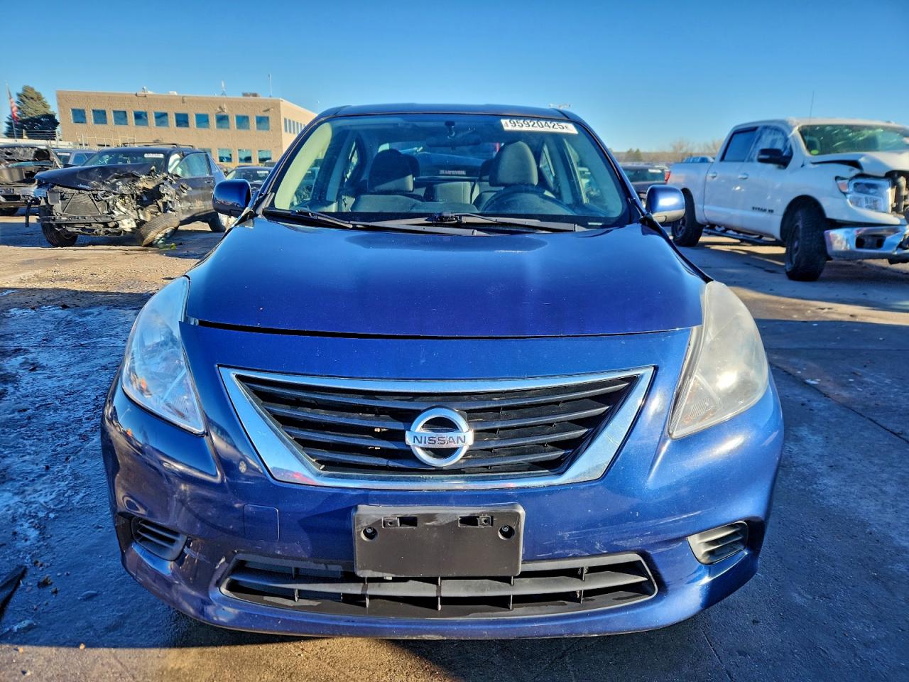 NISSAN VERSA S