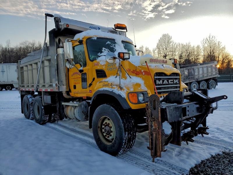 2004 MACK 700 CV700 #3309115155