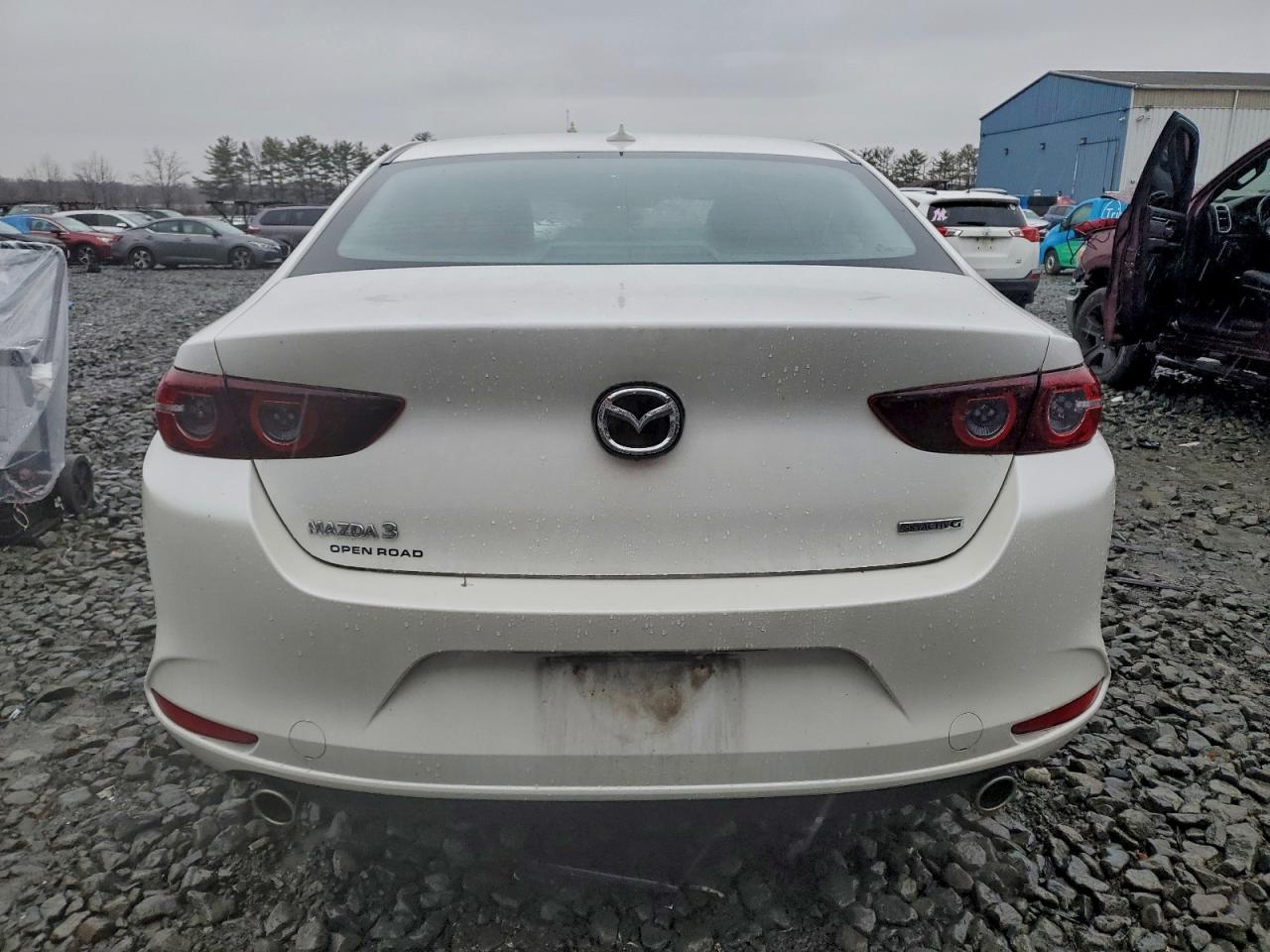 MAZDA 3 PREMIUM