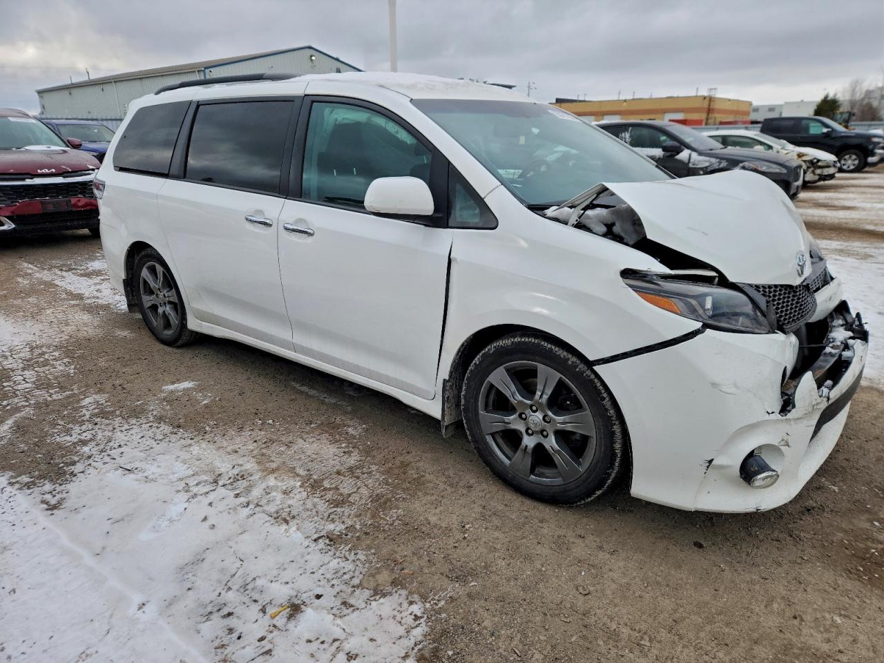 TOYOTA SIENNA SE