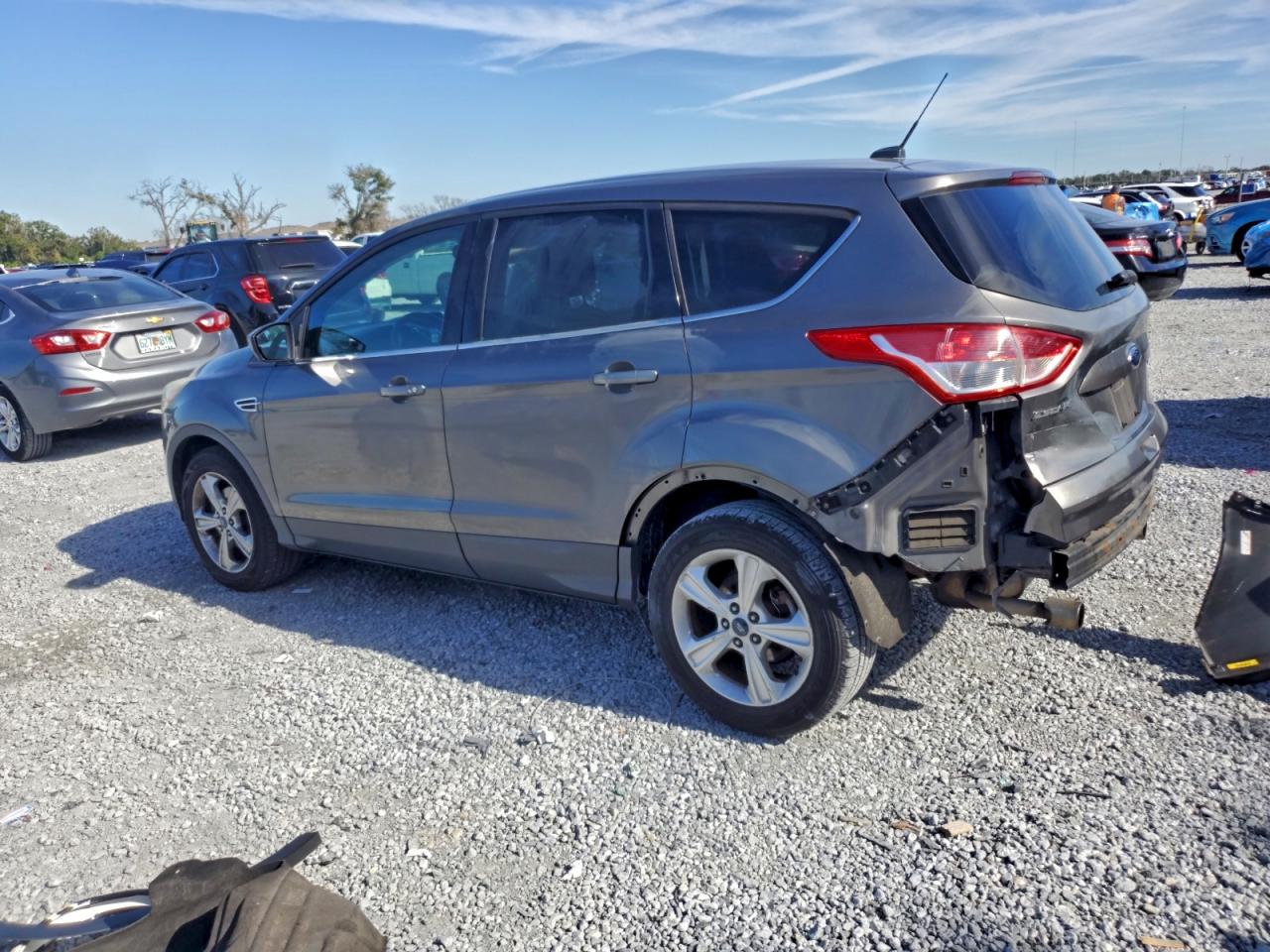 FORD ESCAPE SE