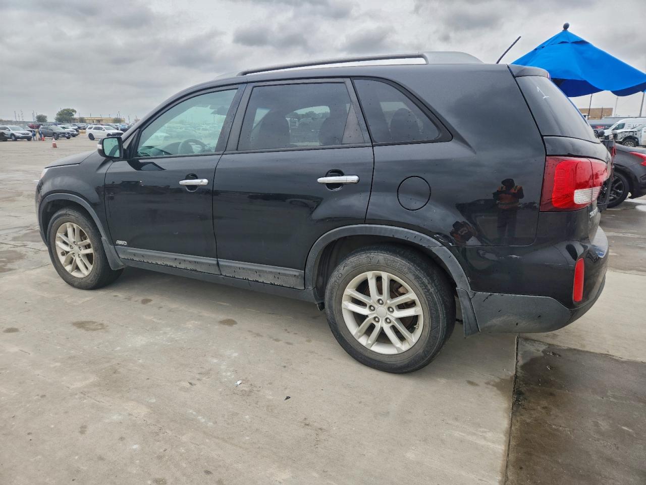 KIA SORENTO LX