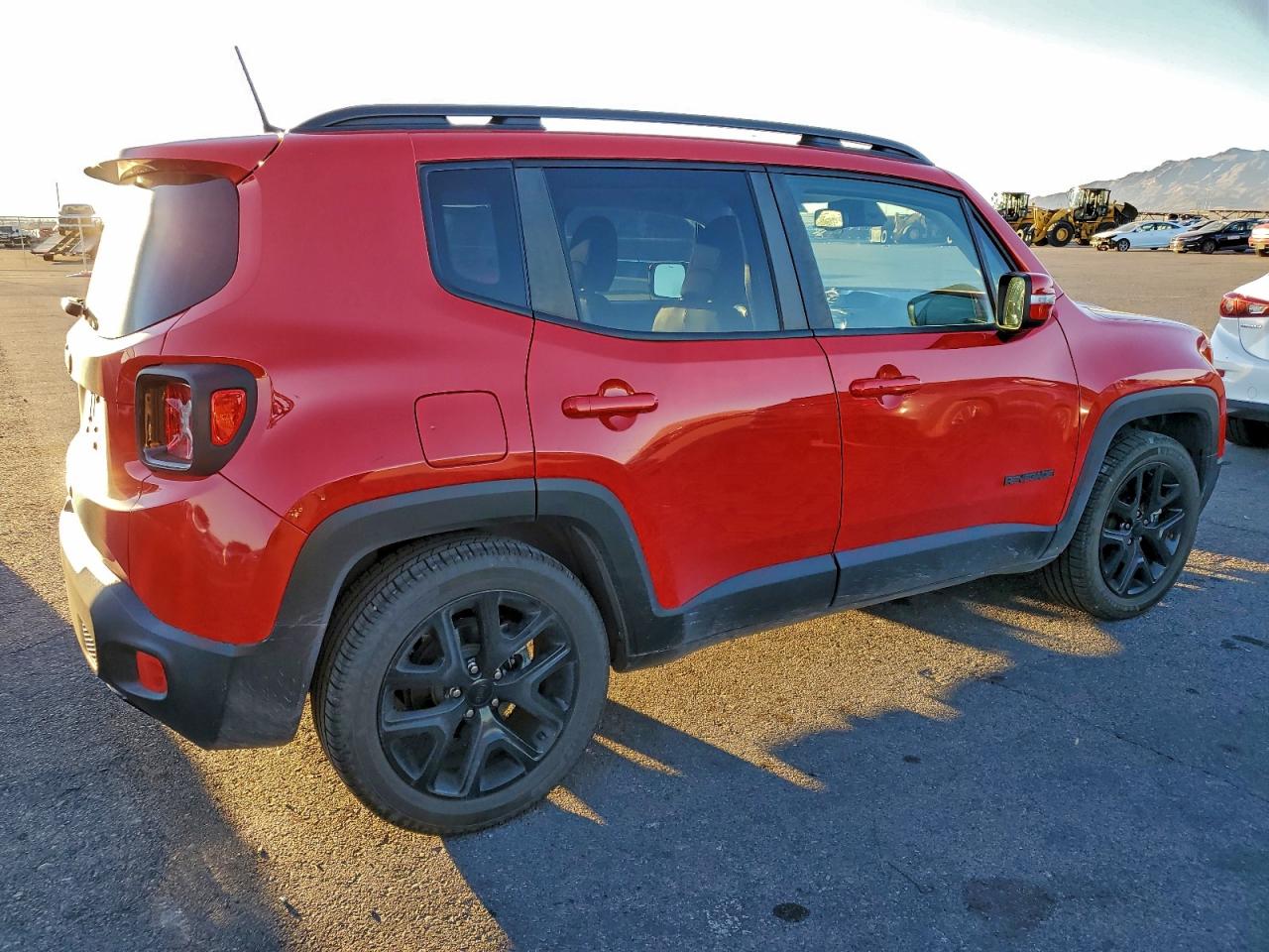 Lot #3317121996 2018 JEEP RENEGADE L