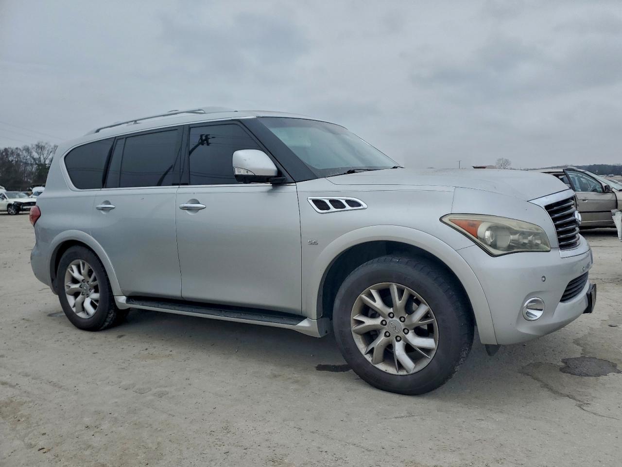 INFINITI QX80
